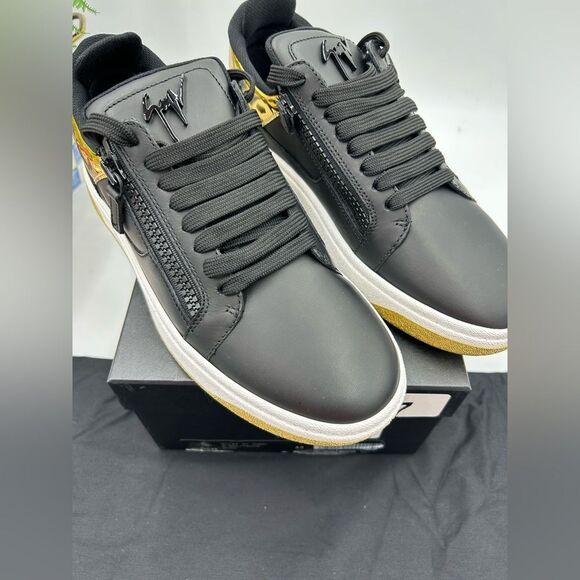 Men's Giuseppe Zanotti double zip low top leather sneakers size 43 made in Italy - Picture 2 of 12